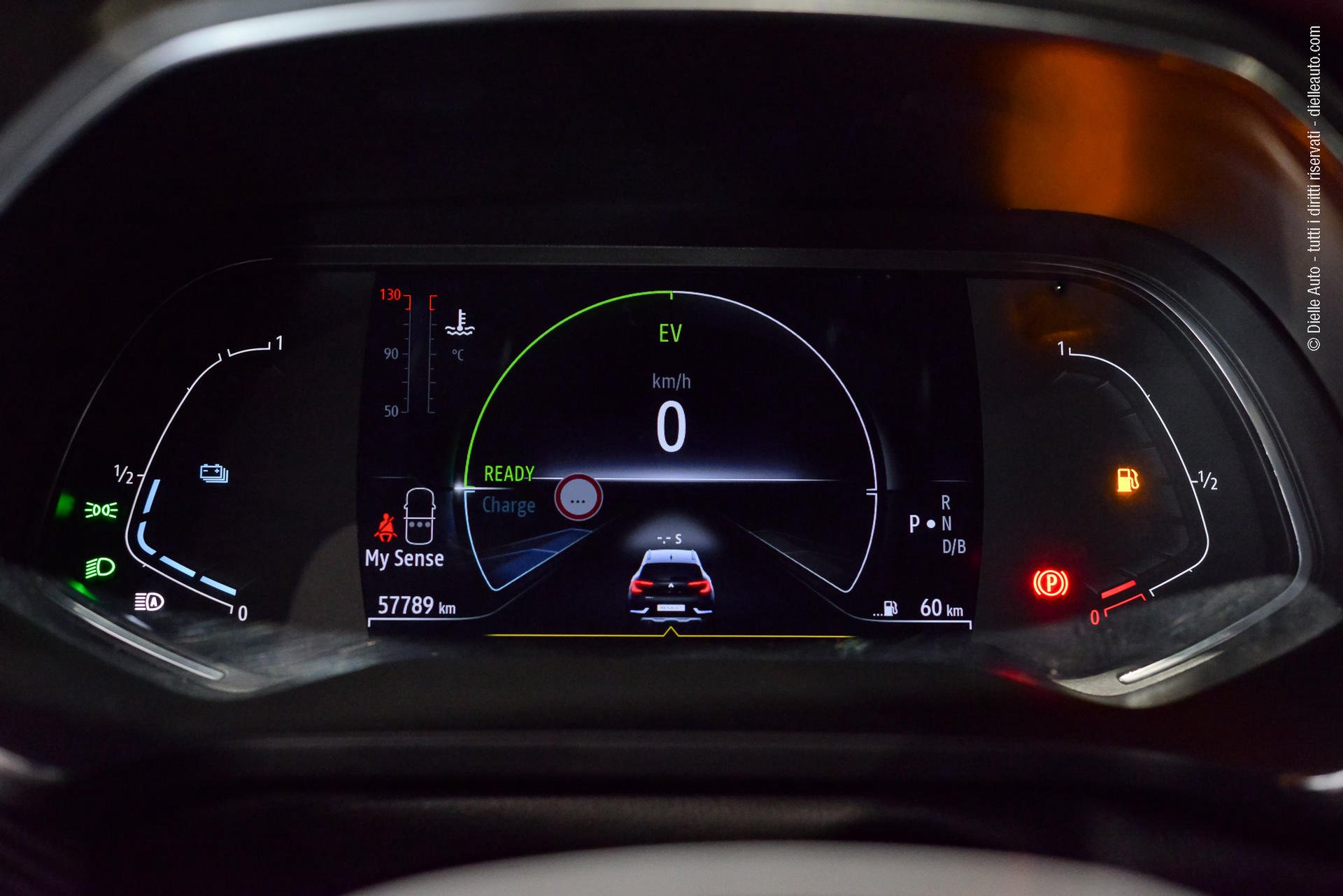 Renault Captur 1.6 E-Tech hybrid RS Line 145cv auto