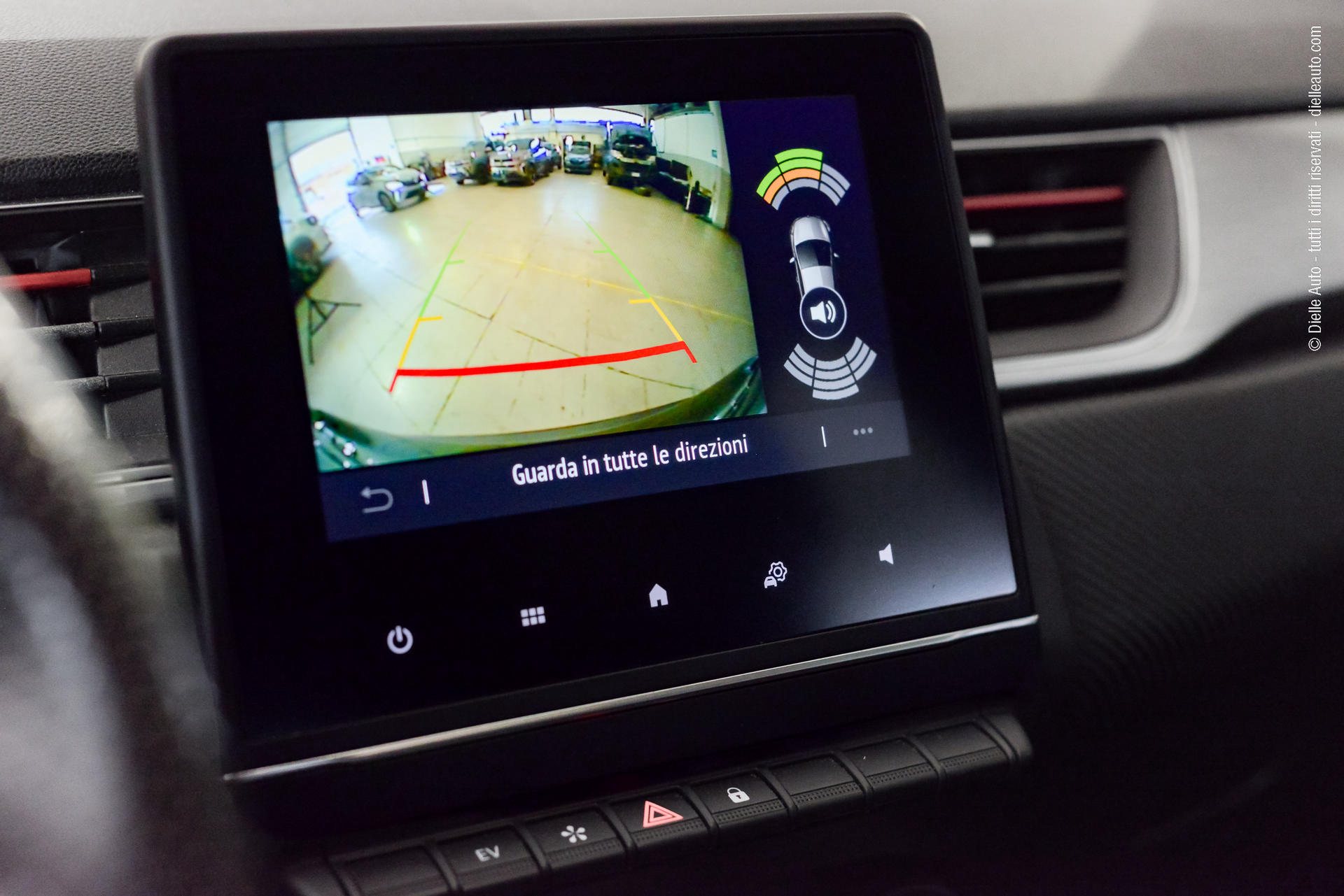 Renault Captur 1.6 E-Tech hybrid RS Line 145cv auto