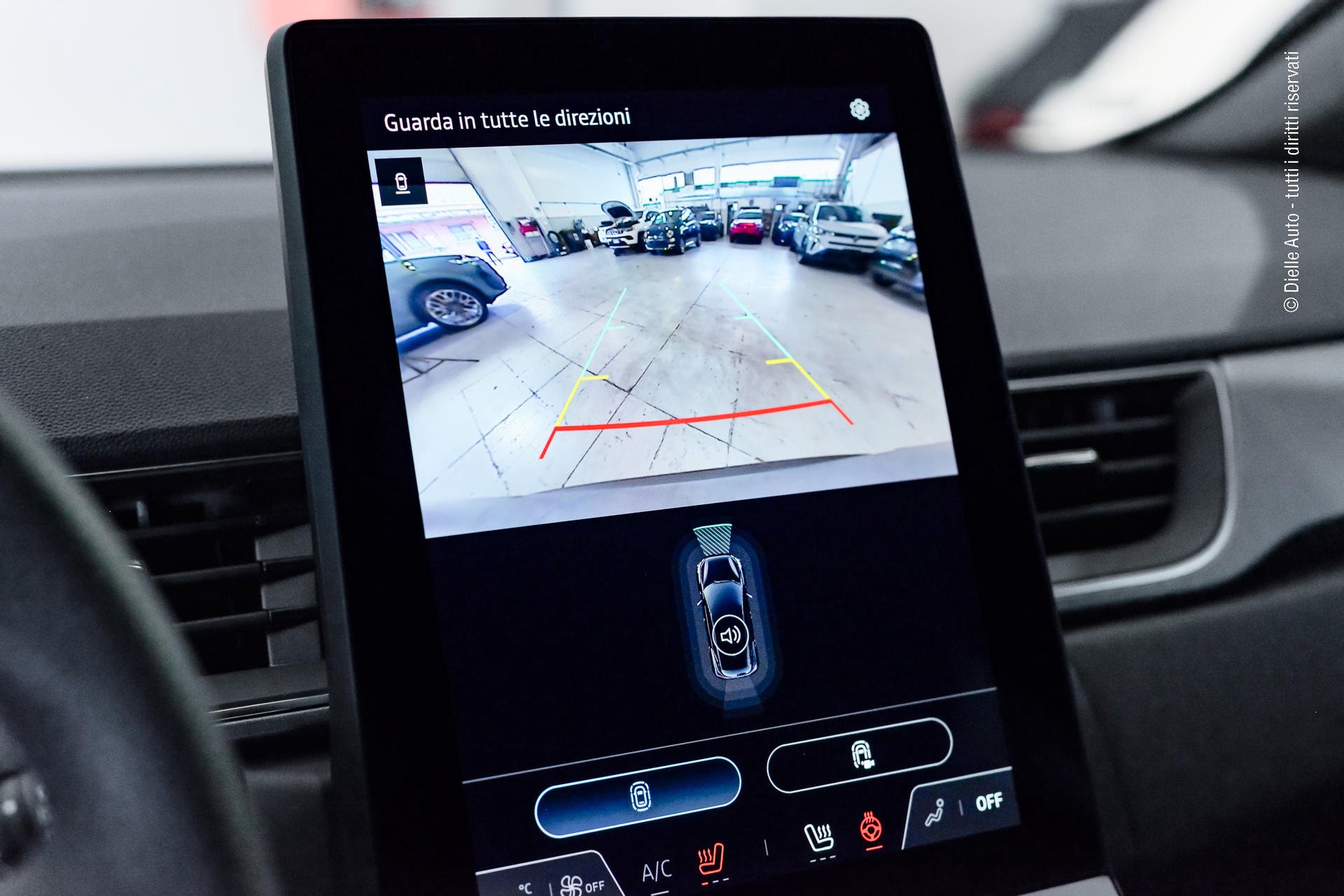 Renault Captur 1.2 eco-g Techno 120cv + Navigation Pack
