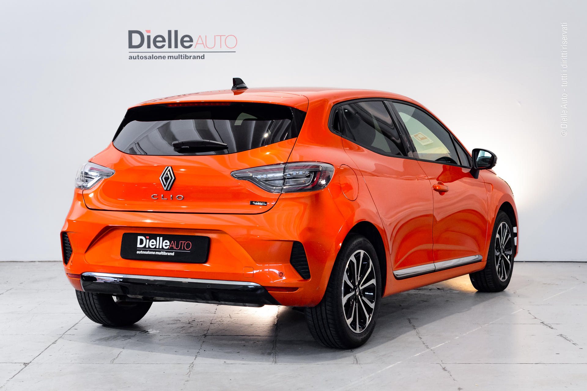 Renault Clio 1.6 E-Tech full hybrid Techno 145cv