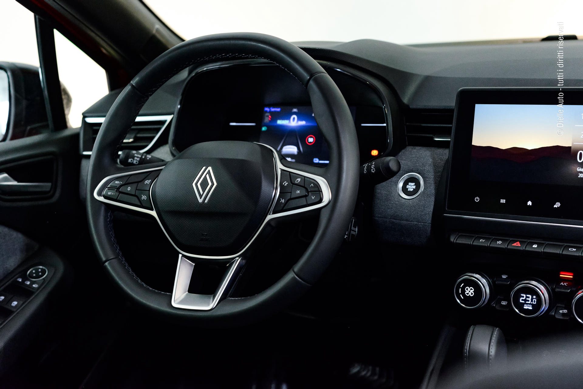 Renault Clio 1.6 E-Tech full hybrid Techno 145cv