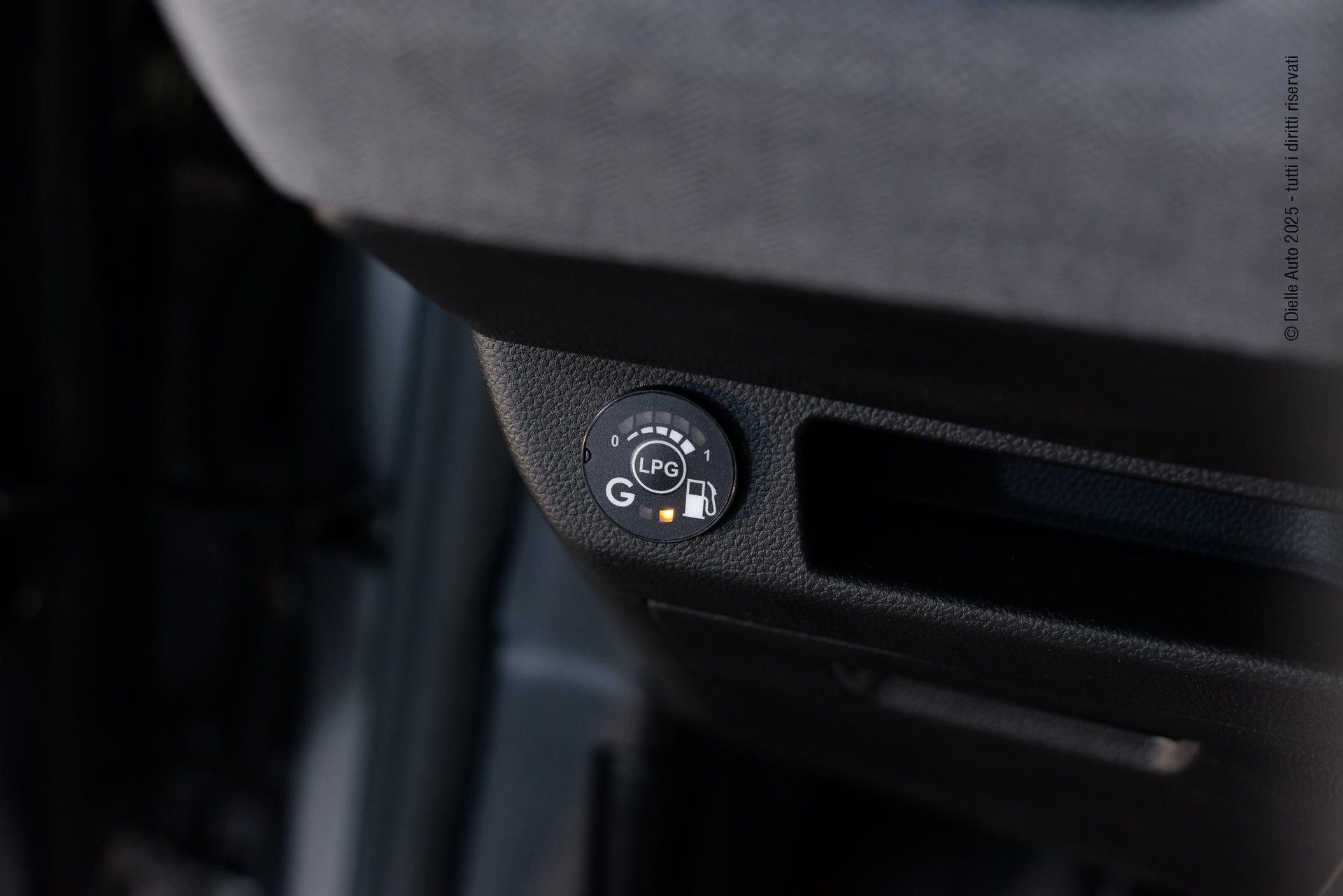 Renault Clio 1.0 TCe 100CV MT GPL Techno