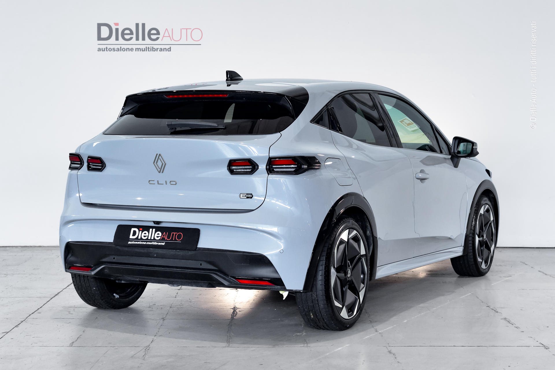 Renault Clio 1.8 full hybrid E-Tech Techno 160cv auto