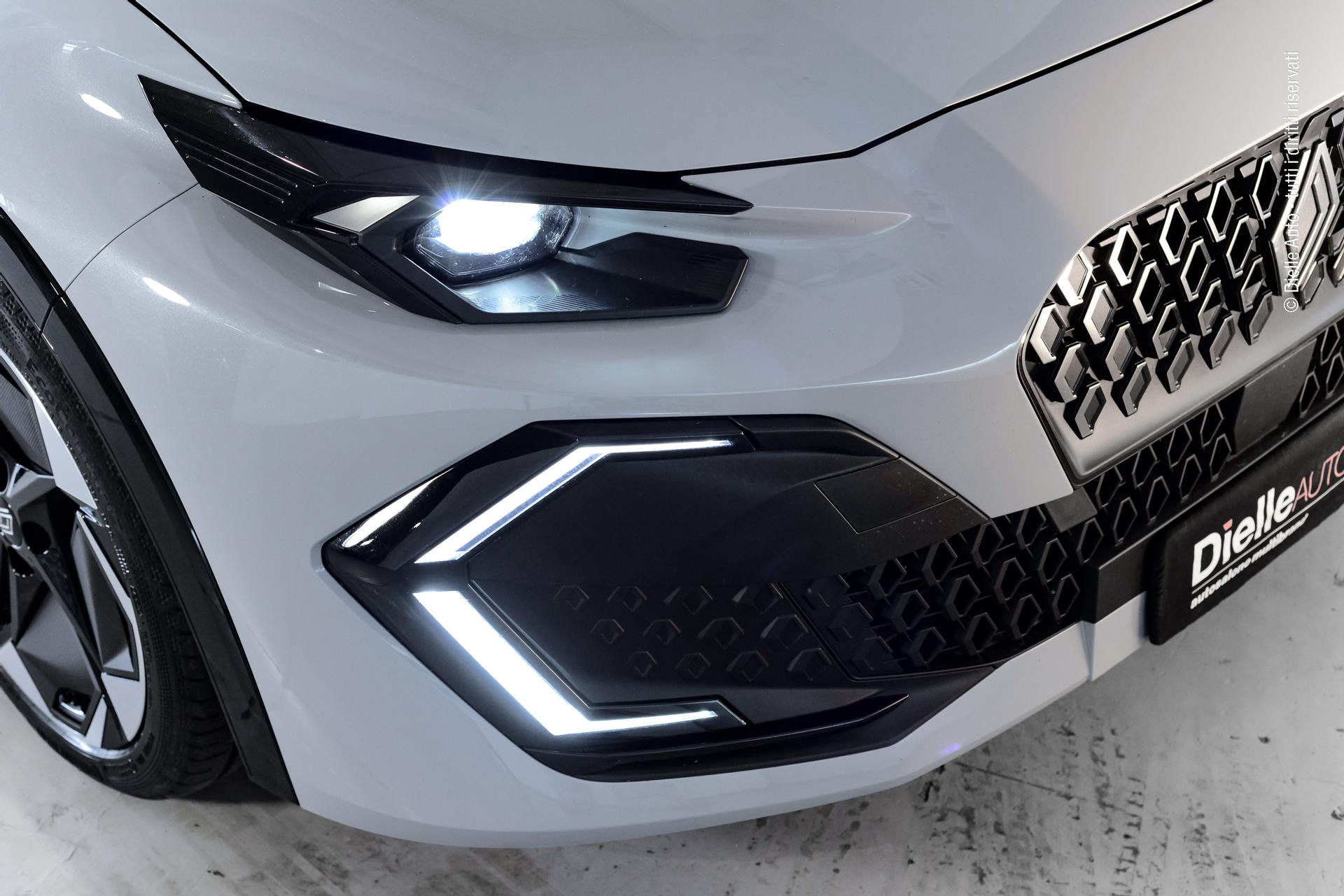 Renault Clio 1.8 full hybrid E-Tech Techno 160cv auto