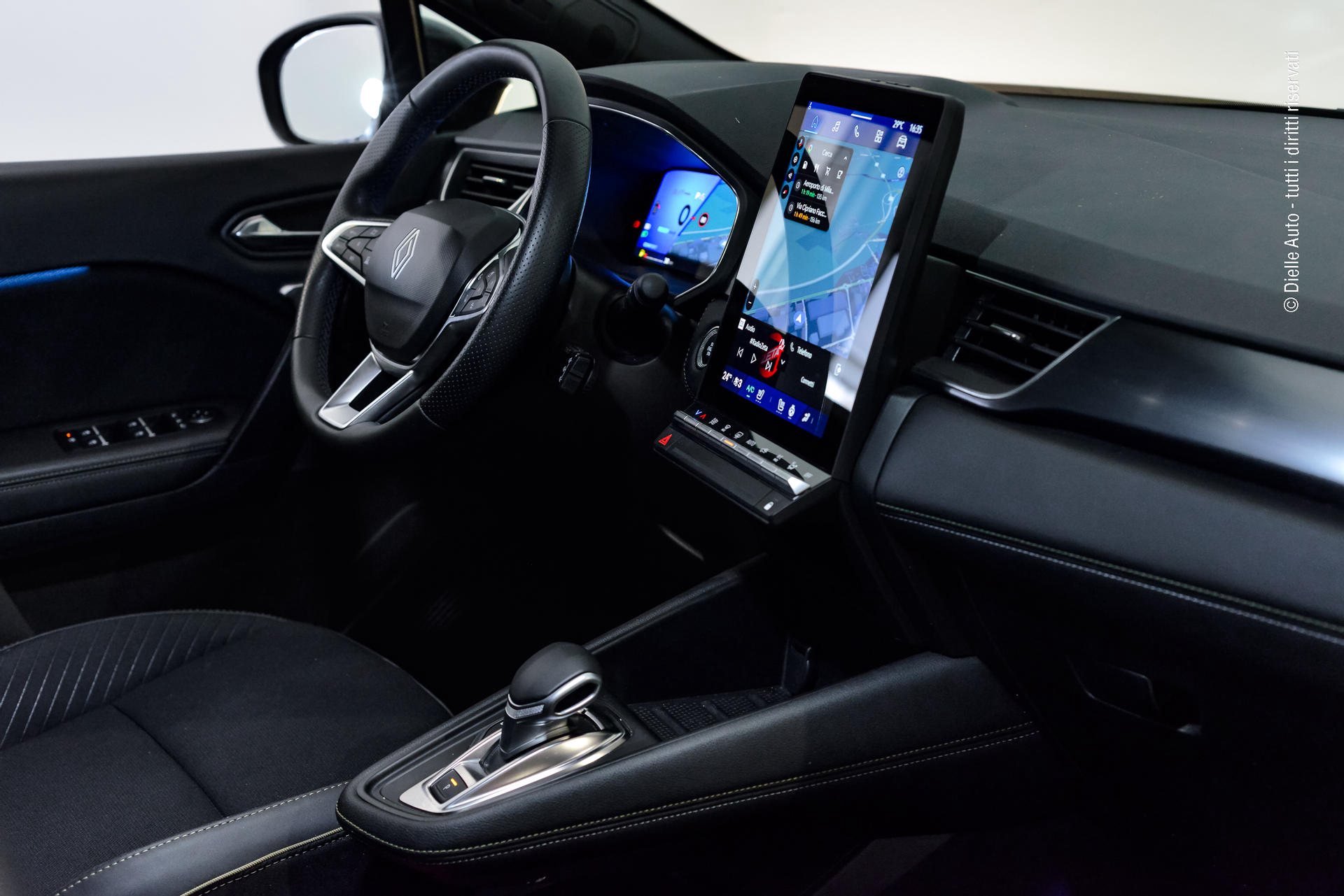 Renault Symbioz 1.6 E-Tech full hybrid Iconic 145cv auto