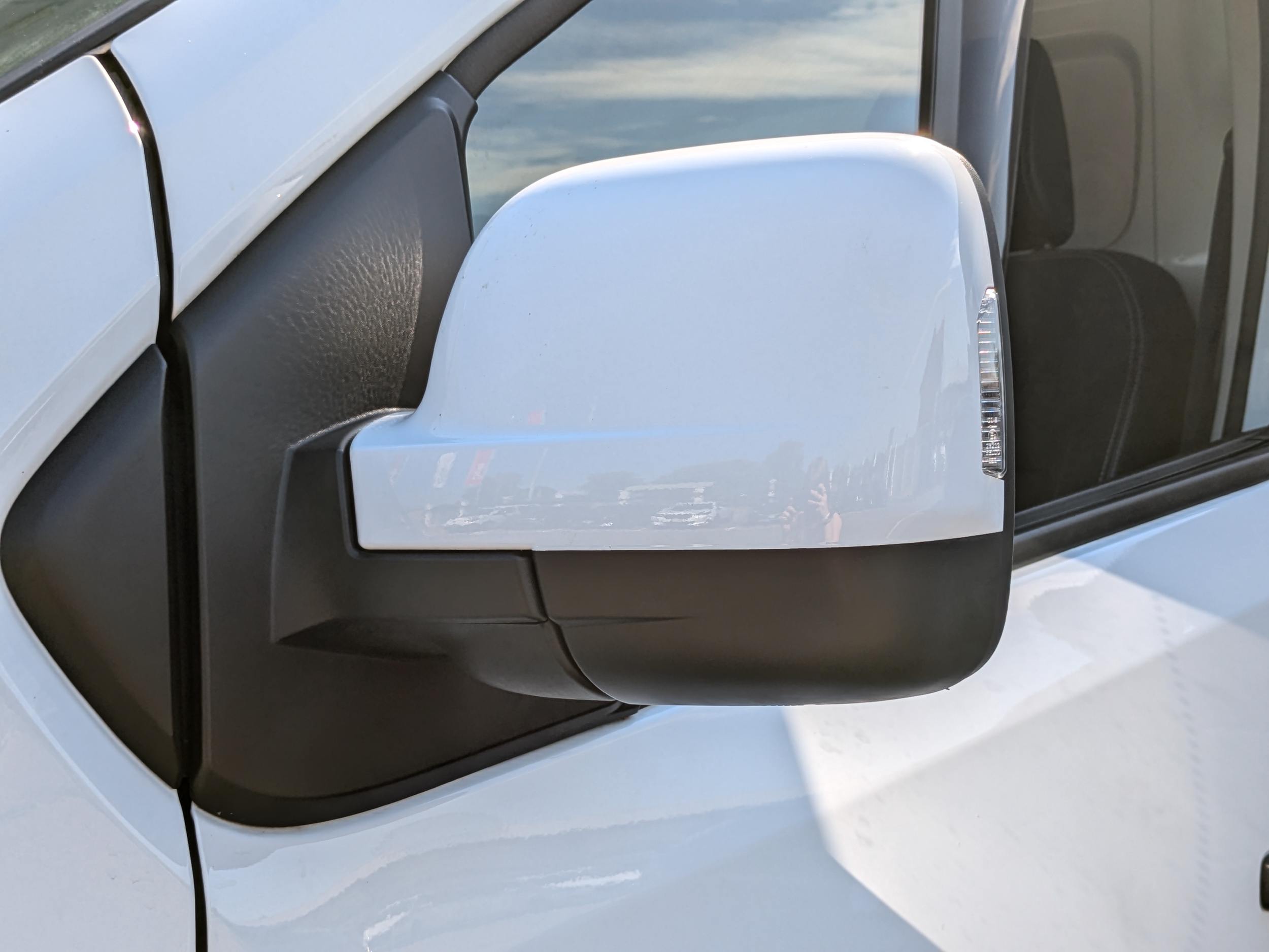 Renault T30 2.0 dci 130cv L2H1 Advance my23