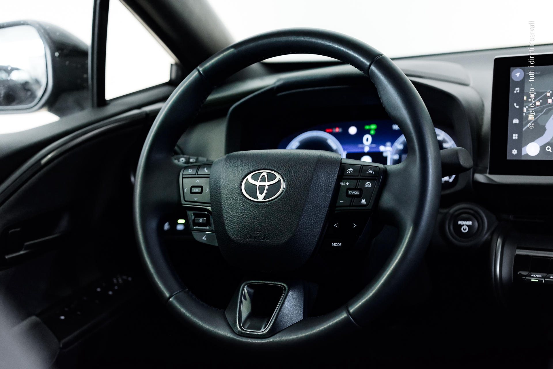 Toyota C-HR 1.8 hev Trend fwd e-cvt