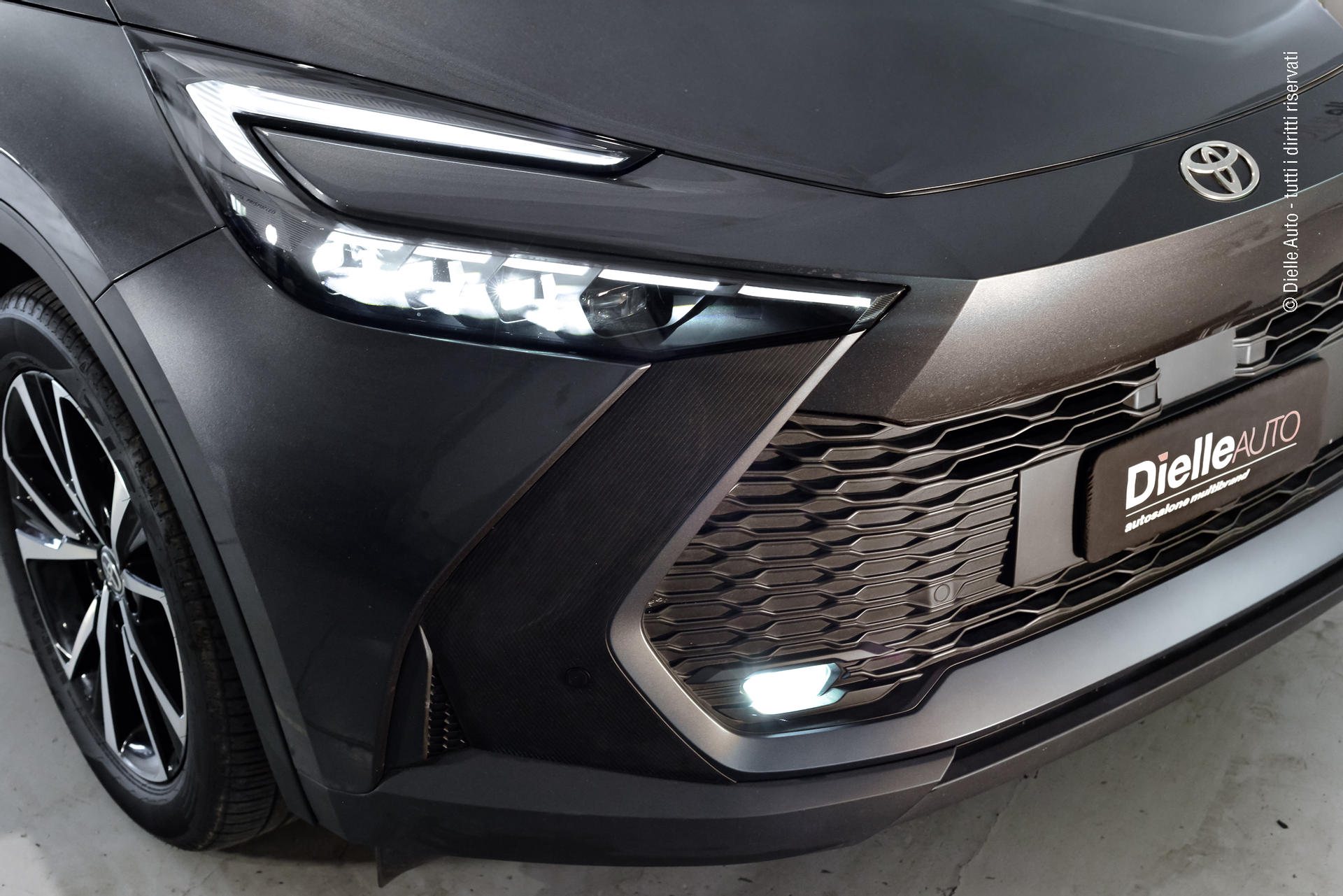 Toyota C-HR 1.8 hev Trend fwd e-cvt