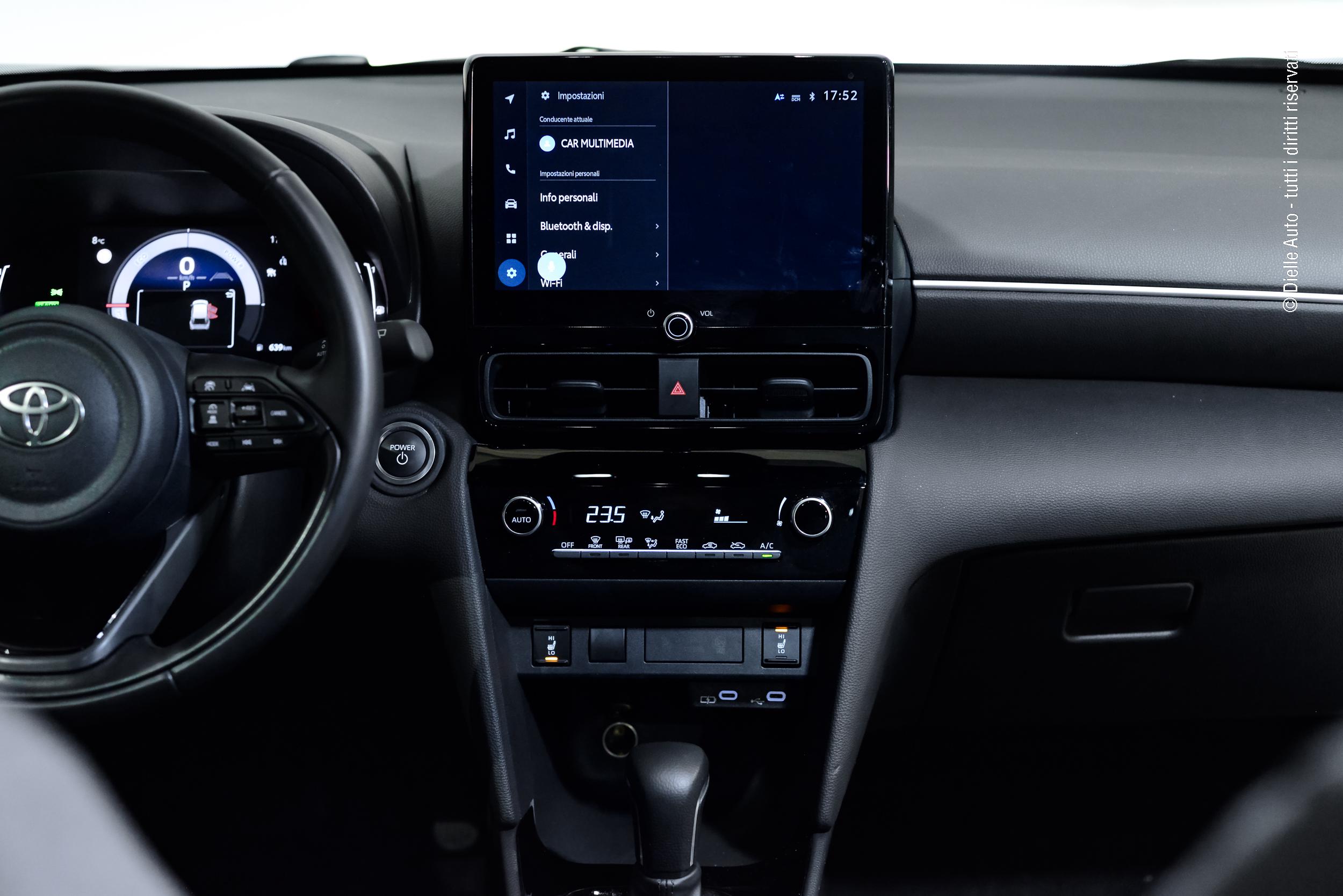 Toyota Yaris Cross 1.5 VVT-iE 130CV FWD HEV Style + Comfort Pack