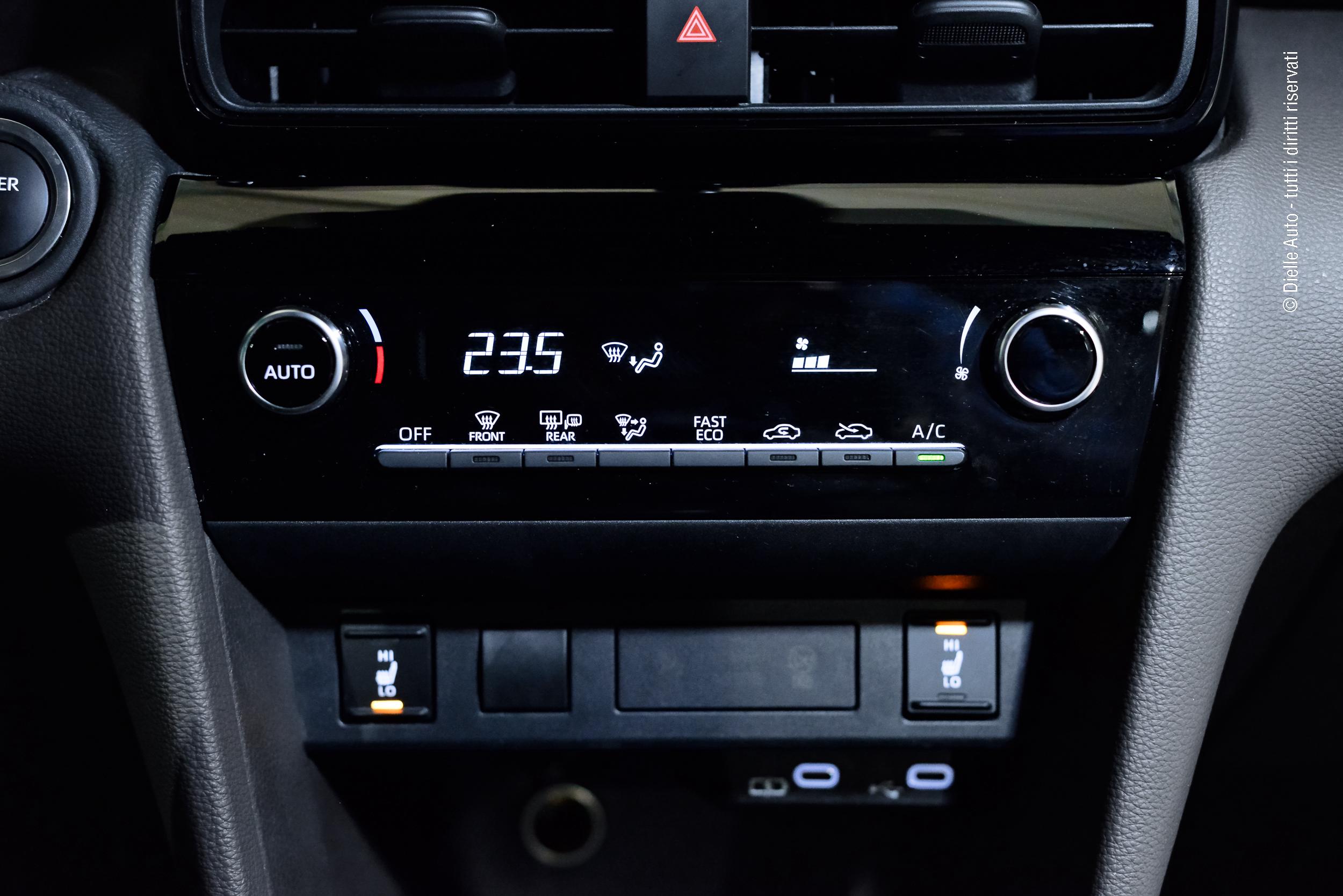 Toyota Yaris Cross 1.5 VVT-iE 130CV FWD HEV Style + Comfort Pack