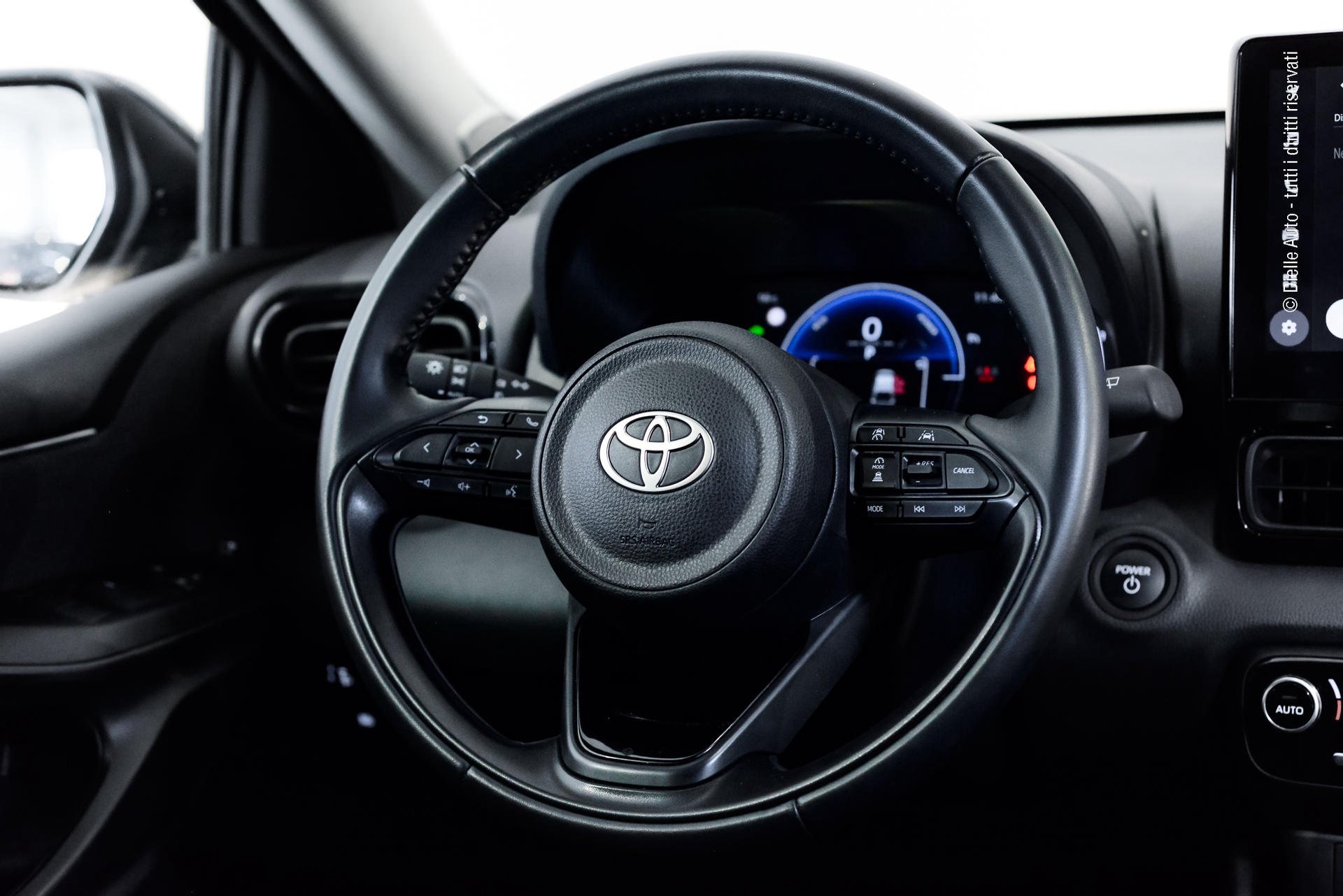 Toyota Yaris 1.5h Trend