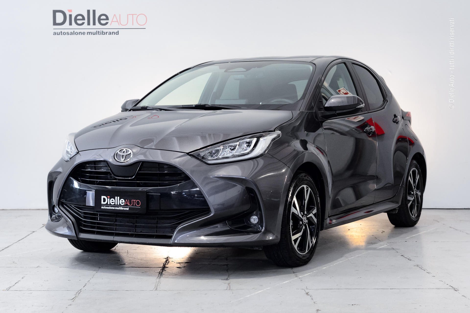 Toyota Yaris 1.5h Trend a 