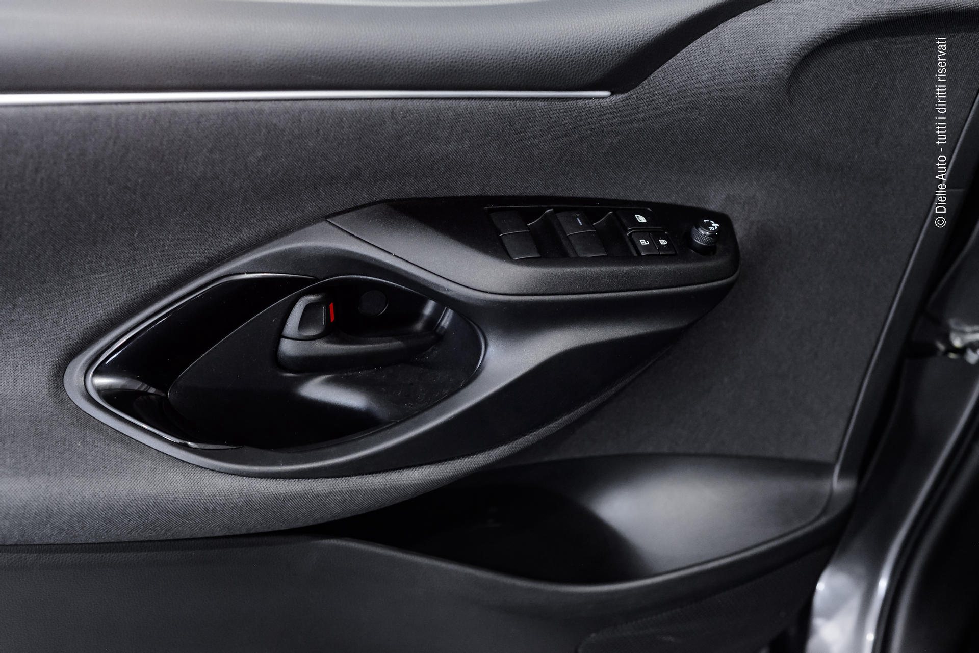 Toyota Yaris 1.5h Trend