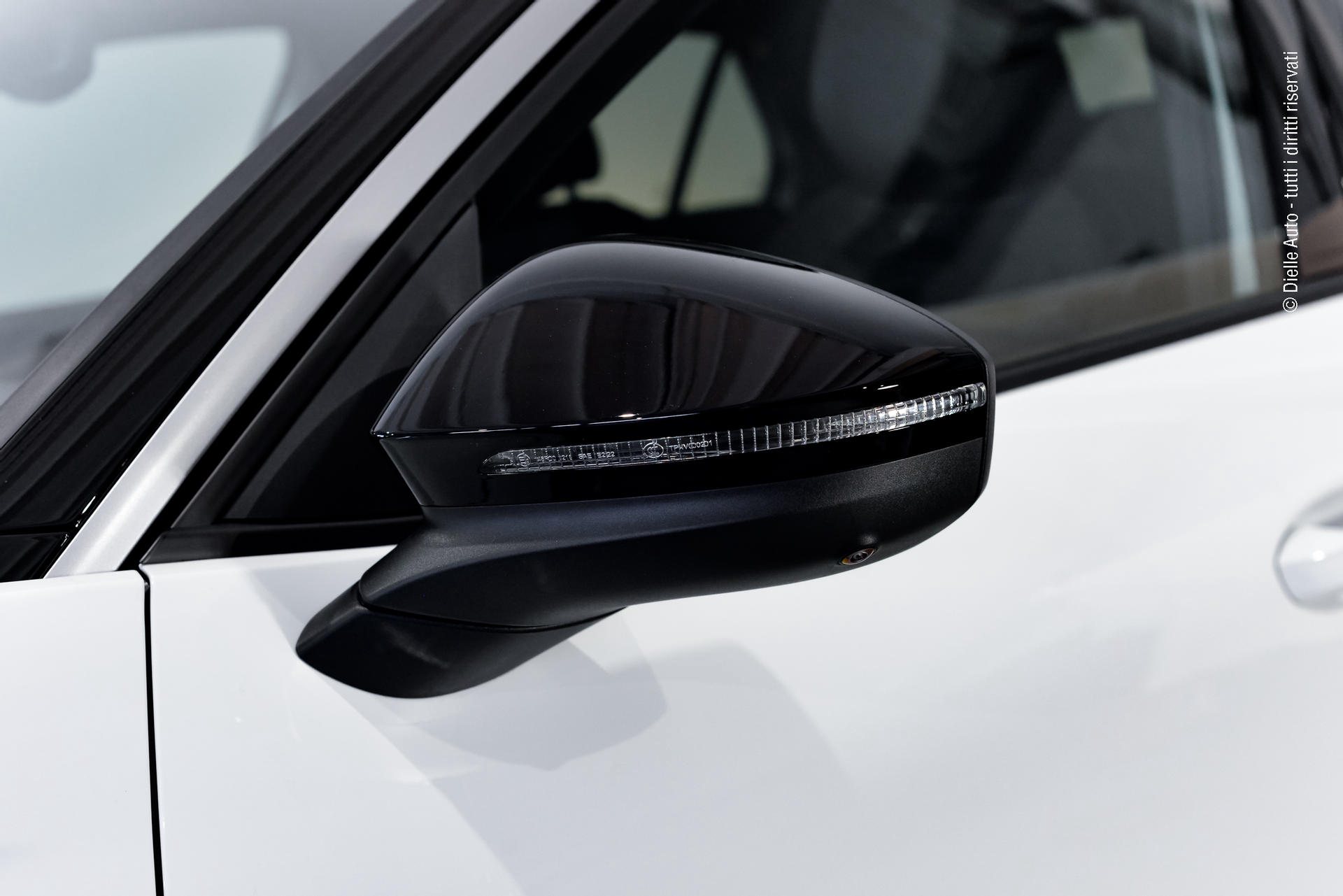 Volkswagen T-Roc 1.5 etsi R-Line 150cv dsg