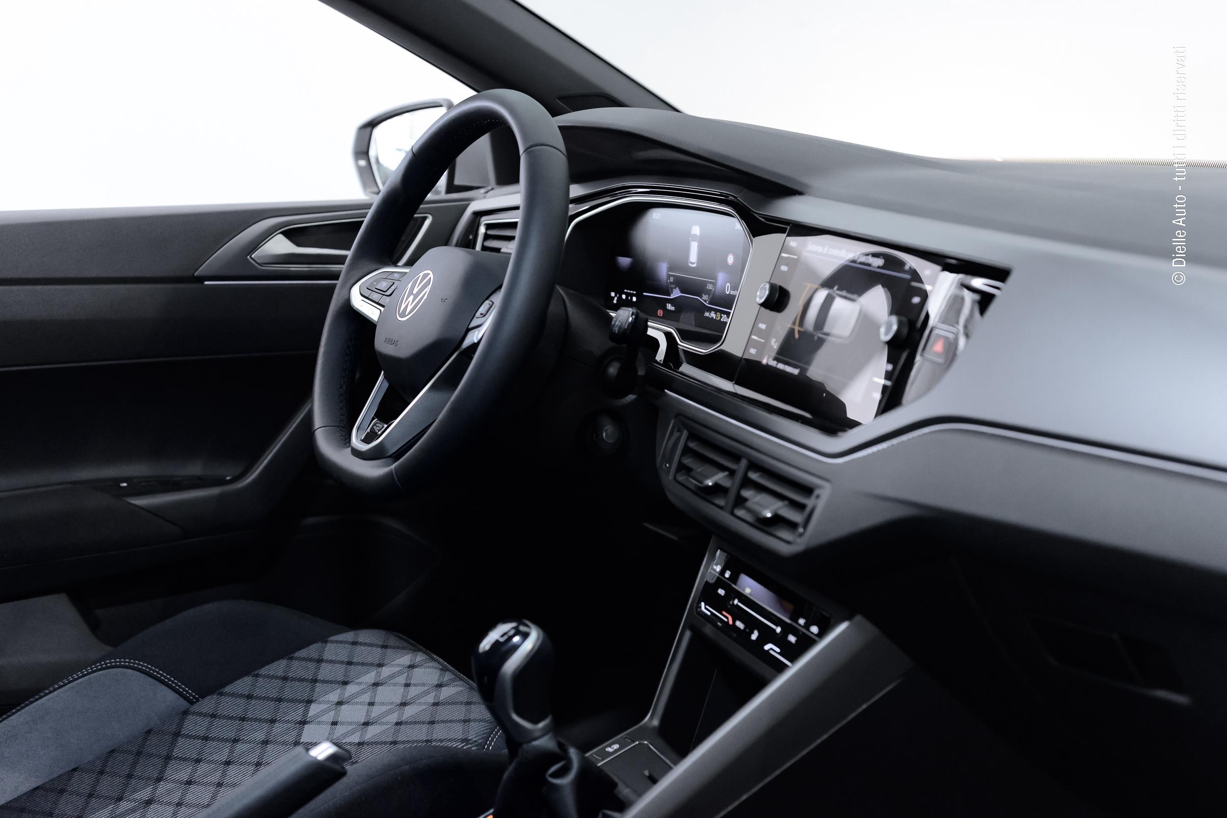 Volkswagen Polo 1.0 tsi R-Line Plus 95cv
