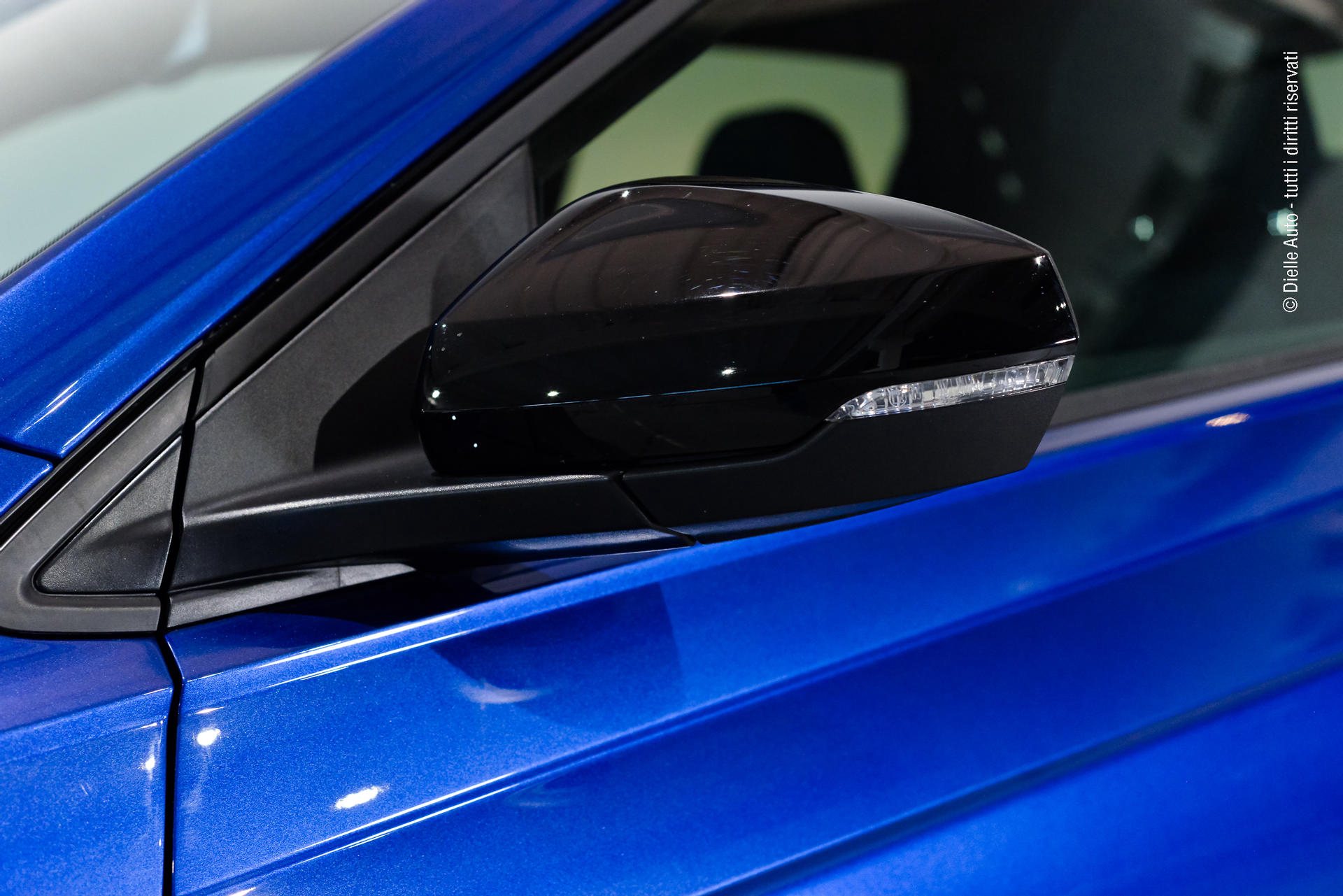 Volkswagen Polo 1.0 tsi R-Line 110cv dsg