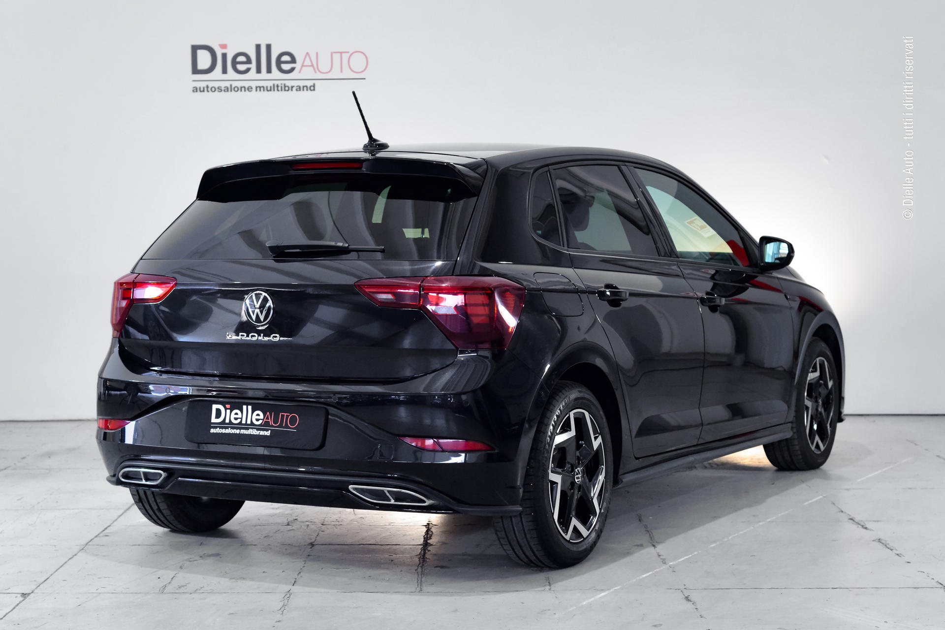 Volkswagen Polo 1.0 tsi R-Line 115cv dsg