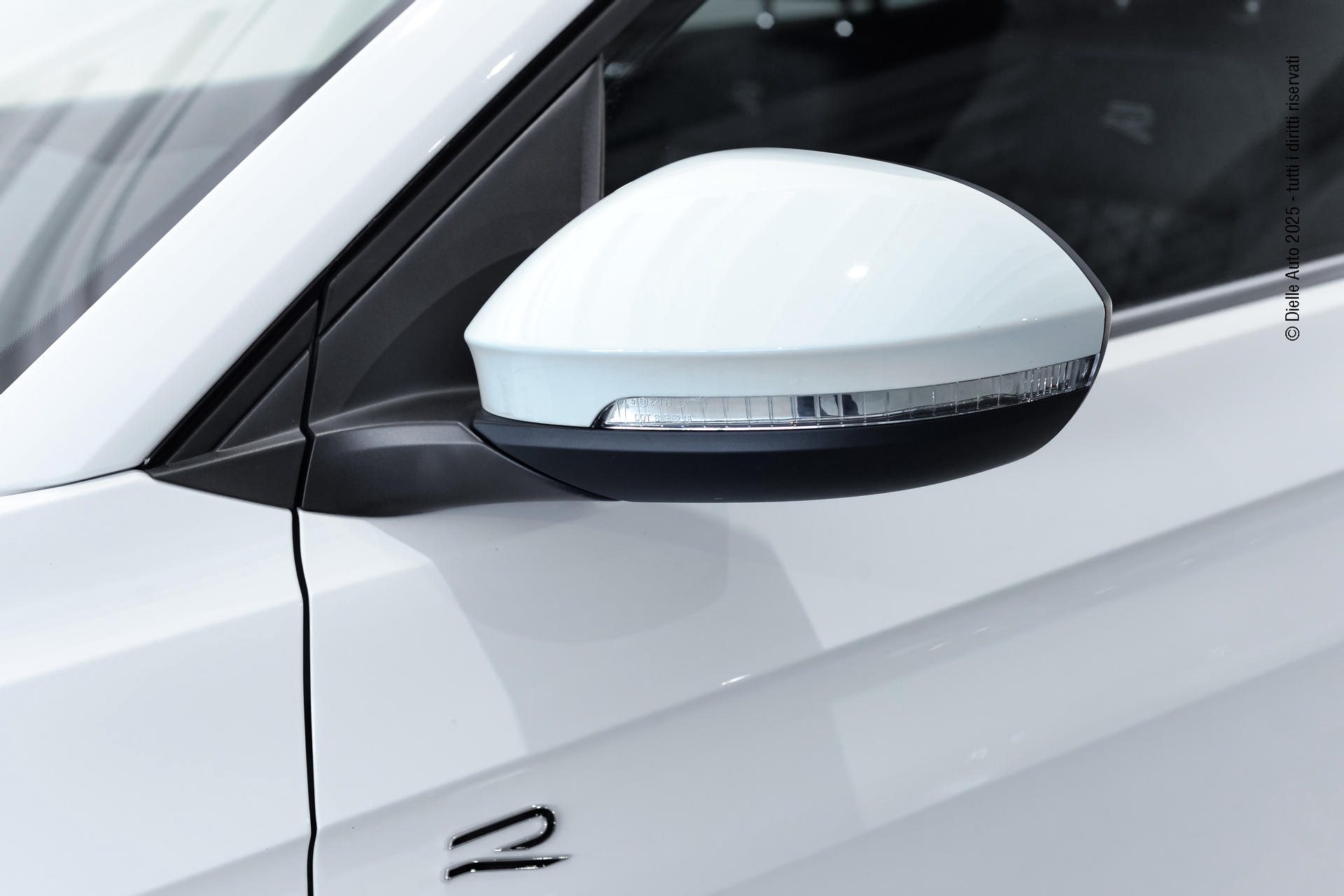 Volkswagen T-Cross 1.0 TSI 115CV MT Benzina R-Line Plus