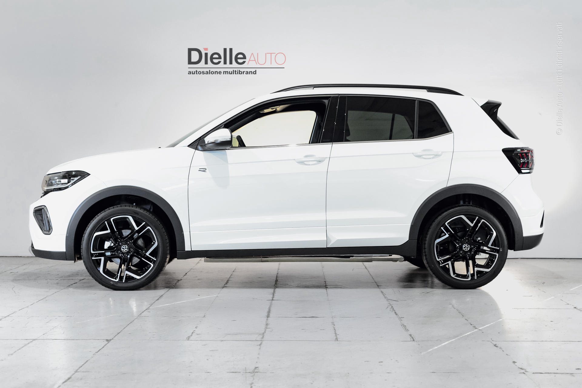 Volkswagen T-Cross 1.0 tsi R-Line Plus 115cv + pack tech