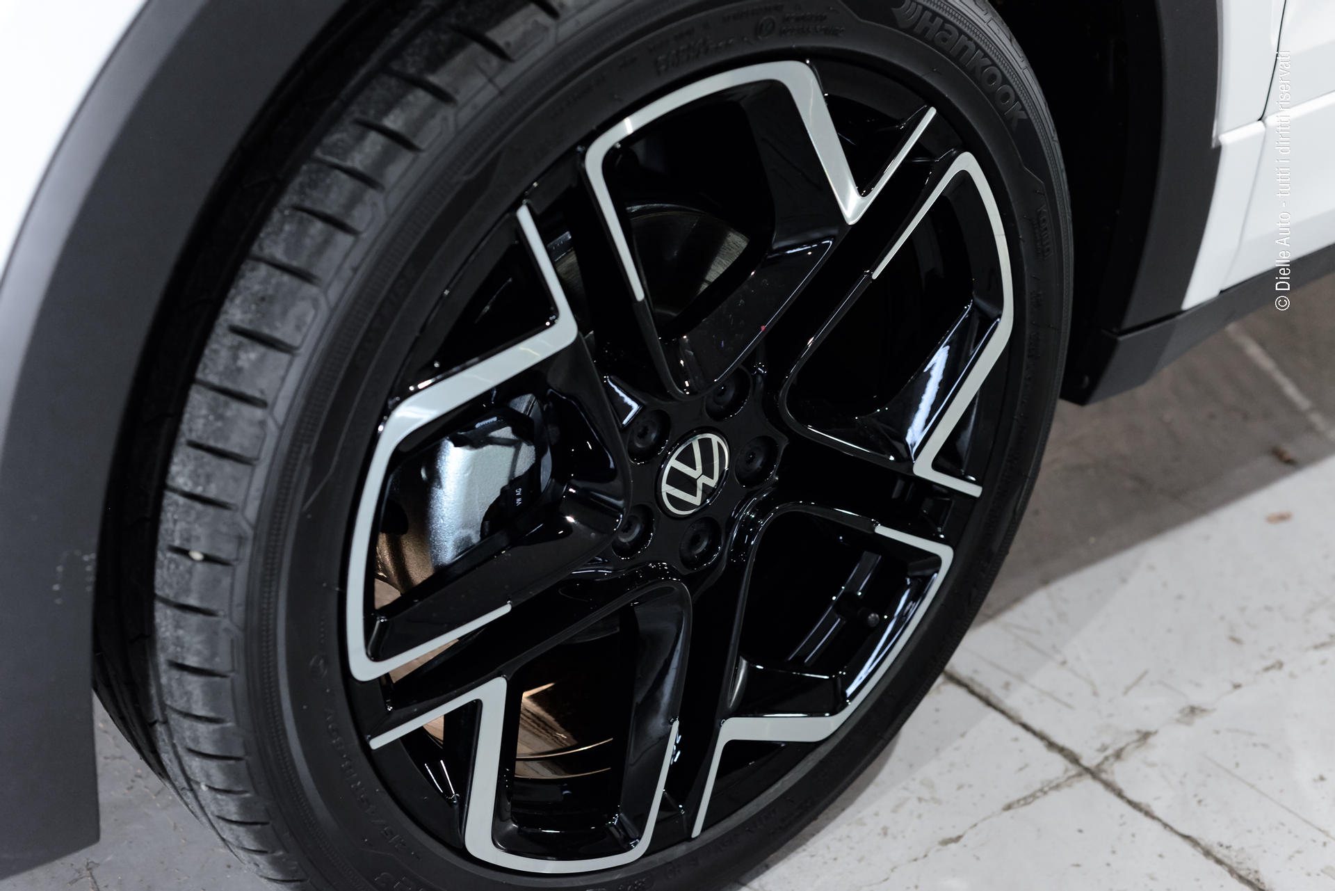 Volkswagen T-Cross 1.0 tsi R-Line Plus 115cv + pack tech