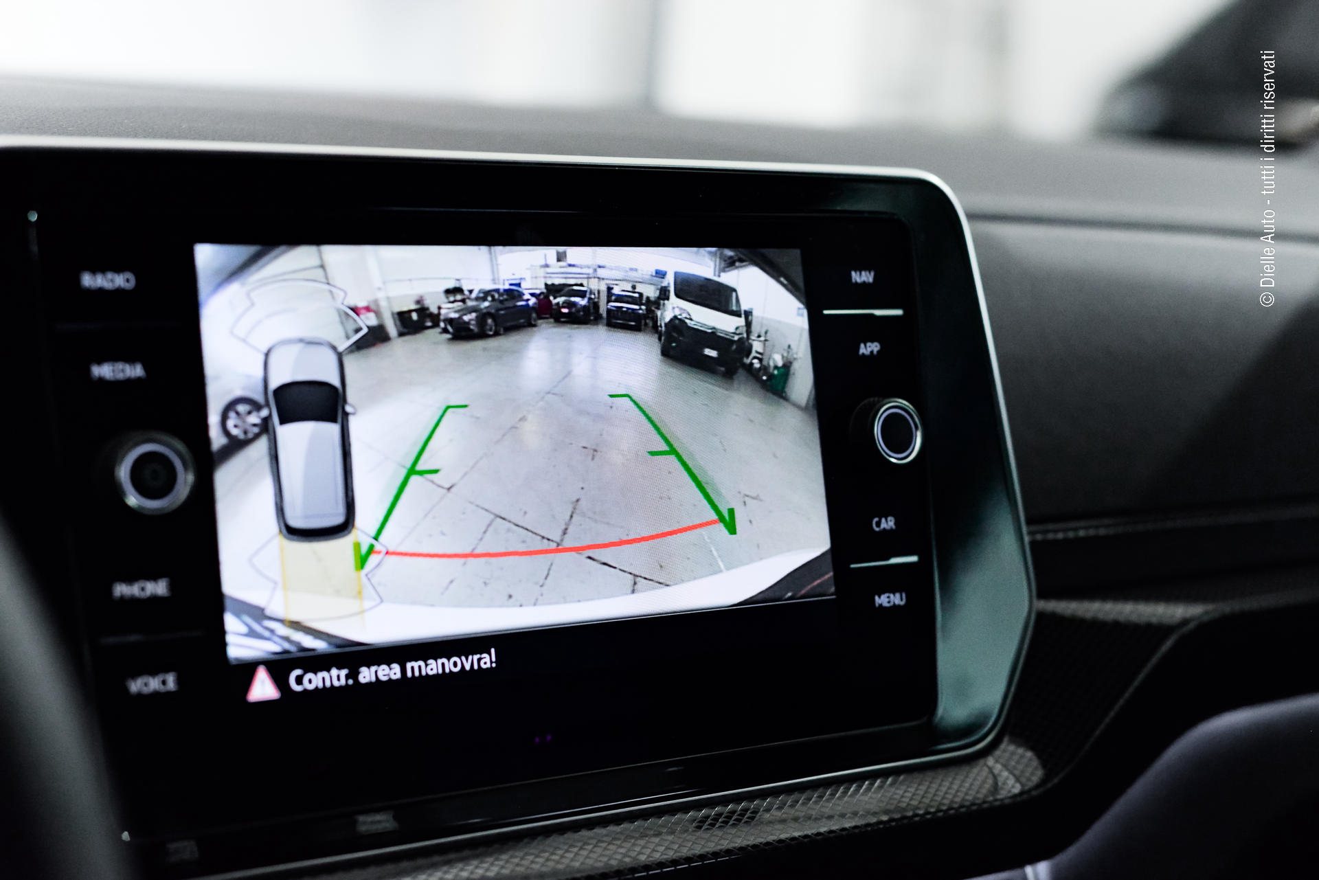 Volkswagen T-Cross 1.0 tsi R-Line Plus 115cv + pack tech