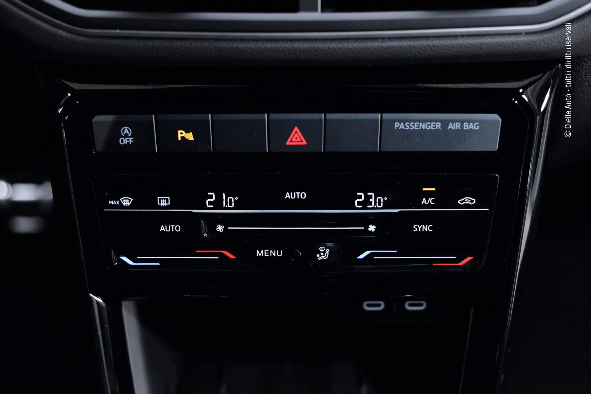 Volkswagen T-Cross 1.0 tsi R-Line Plus 115cv + pack tech