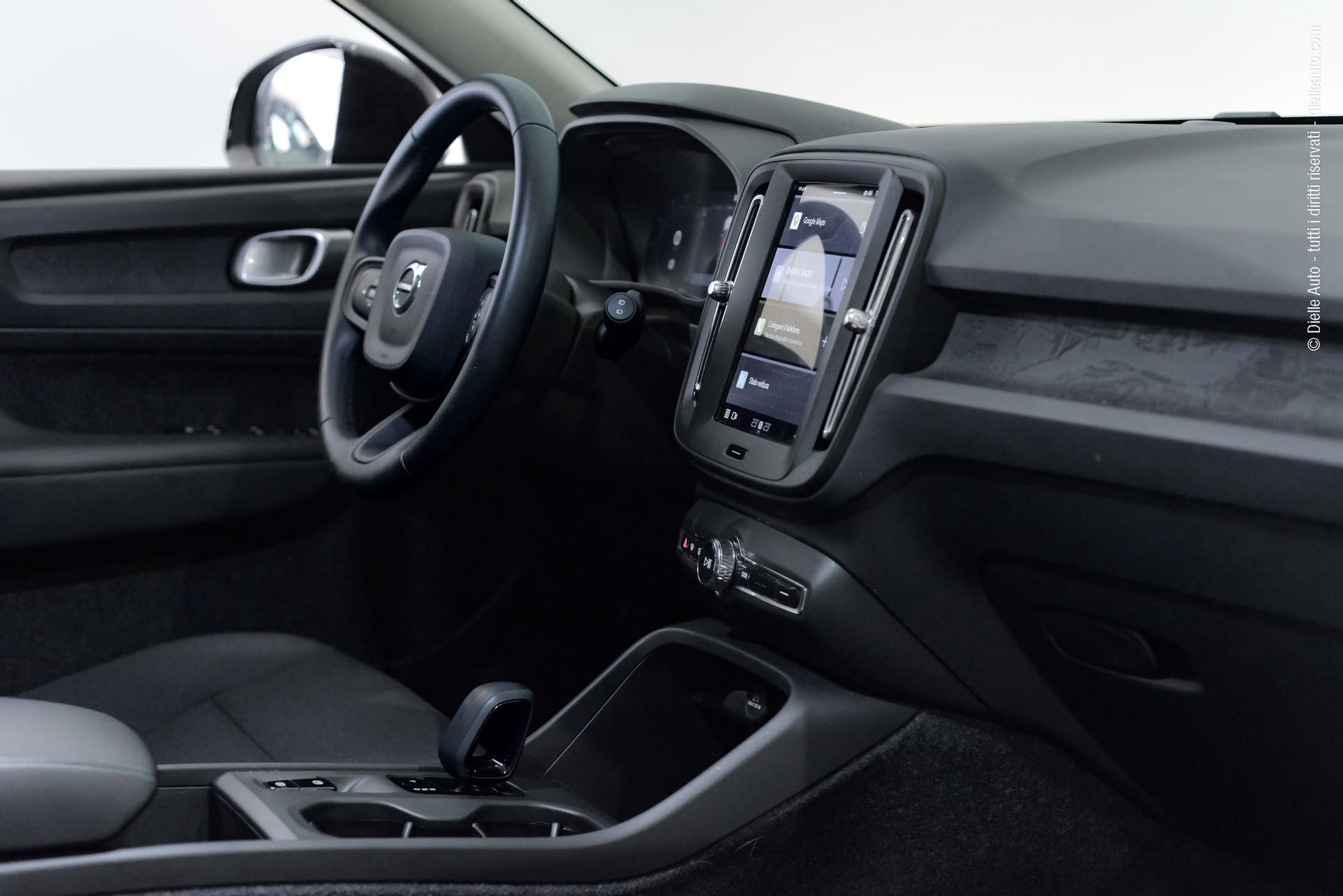 Volvo XC40 2.0 b3 Essential auto